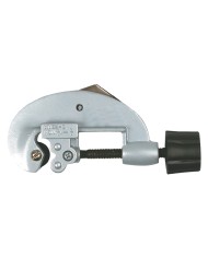 TAGLIATUBI A ROTELLA CON SVASATORE mm 3 28